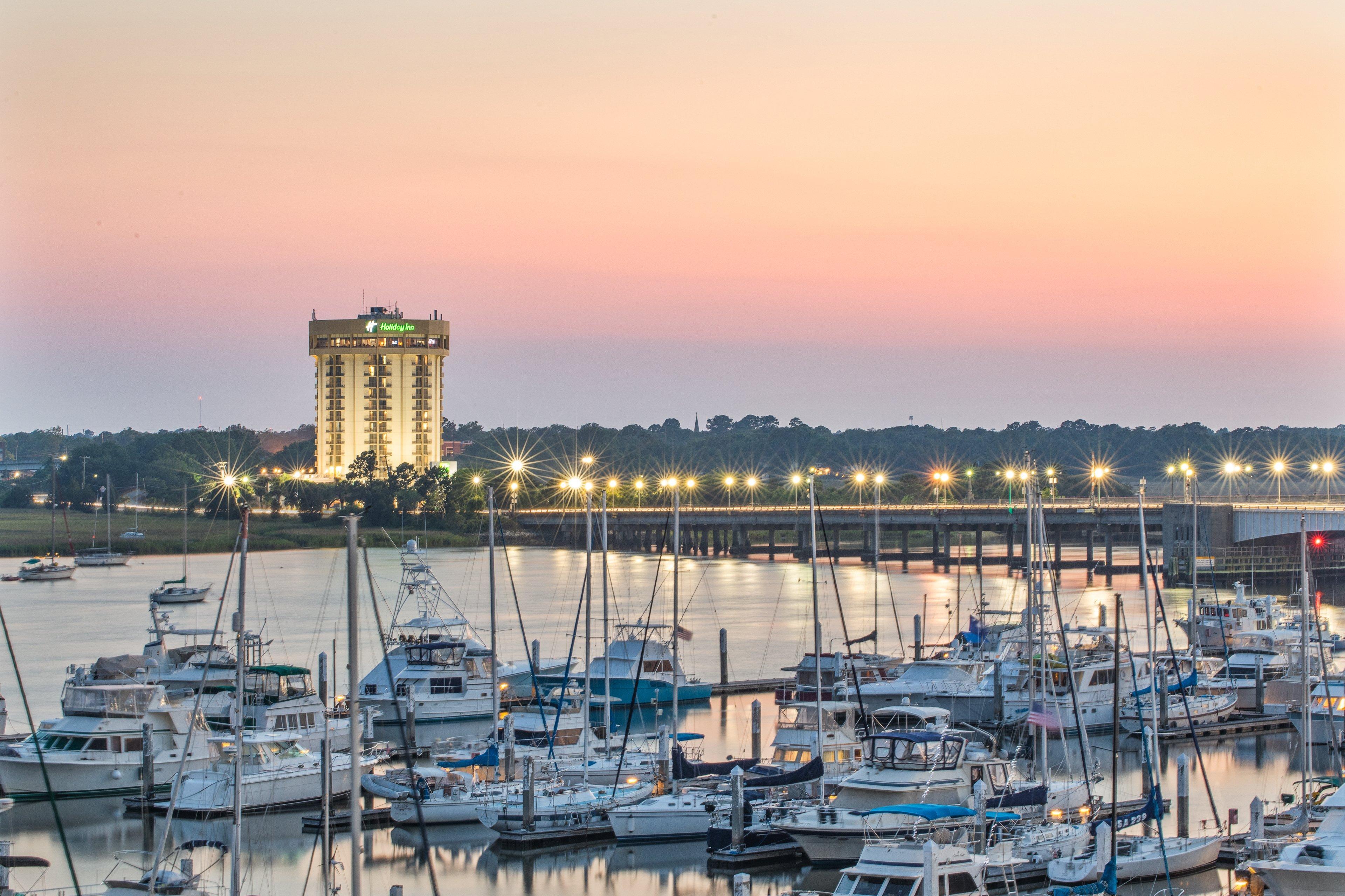 Holiday Inn Charleston-Riverview, An Ihg Hotel Bagian luar foto