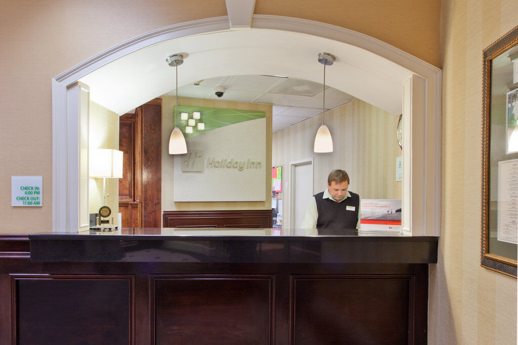 Holiday Inn Charleston-Riverview, An Ihg Hotel Bagian luar foto